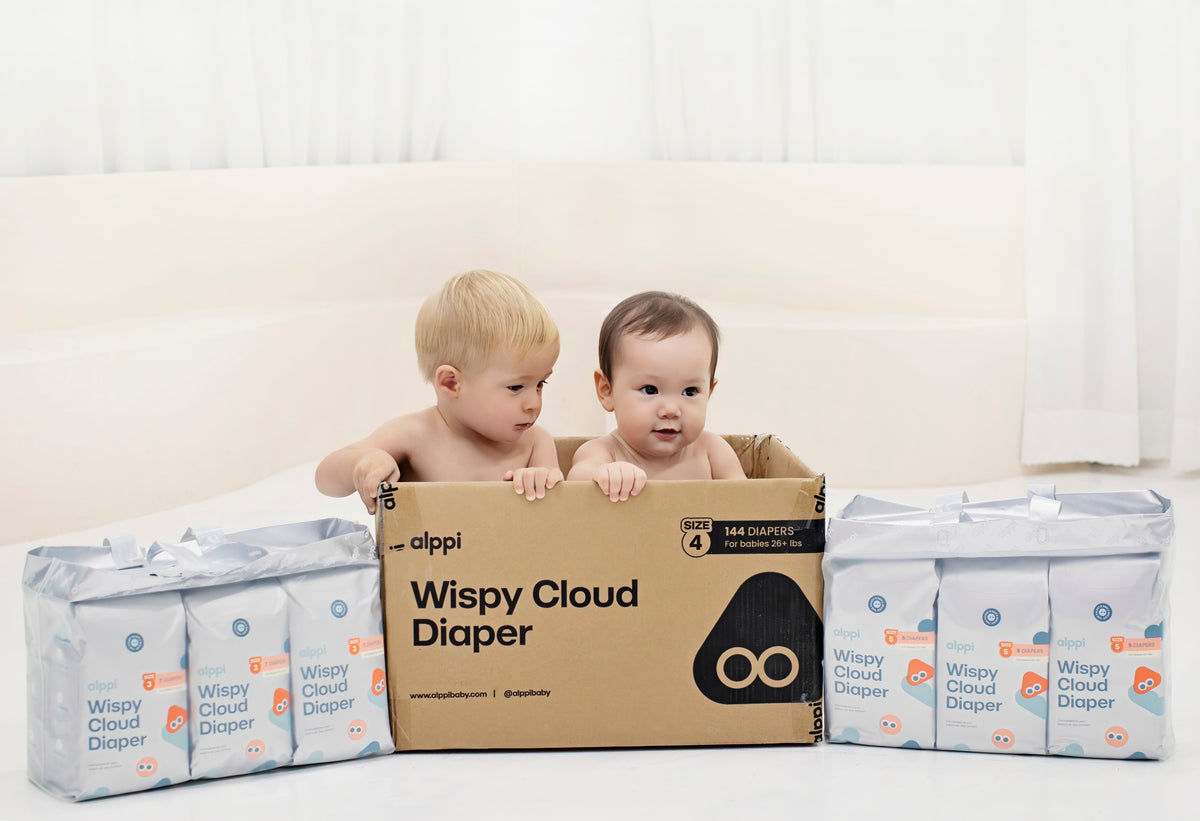 how should a diaper fit a baby